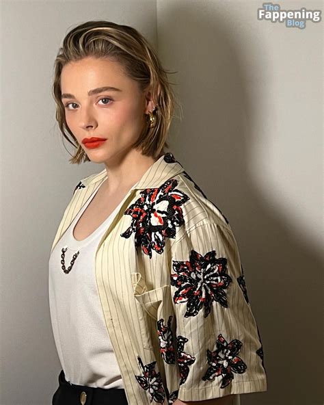 chloe grace moretz sexy|20,582 Chloe Grace Moretz Photos and High.